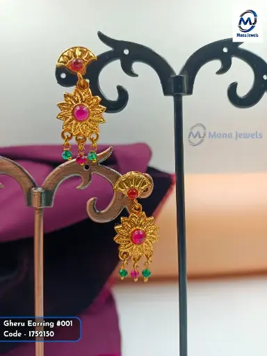 Gheru Small Earring